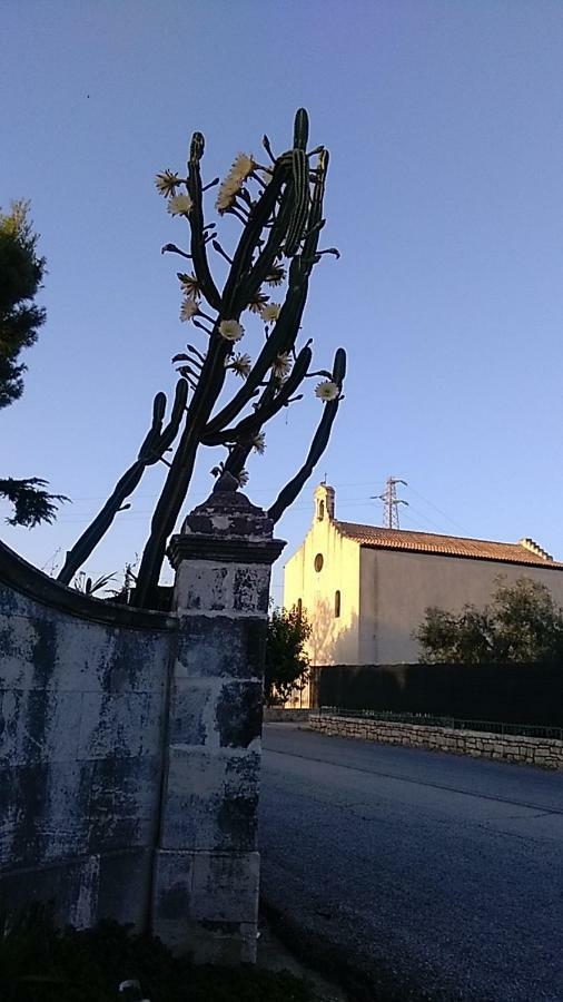 Secret Garden Villa Giovinazzo Exterior photo